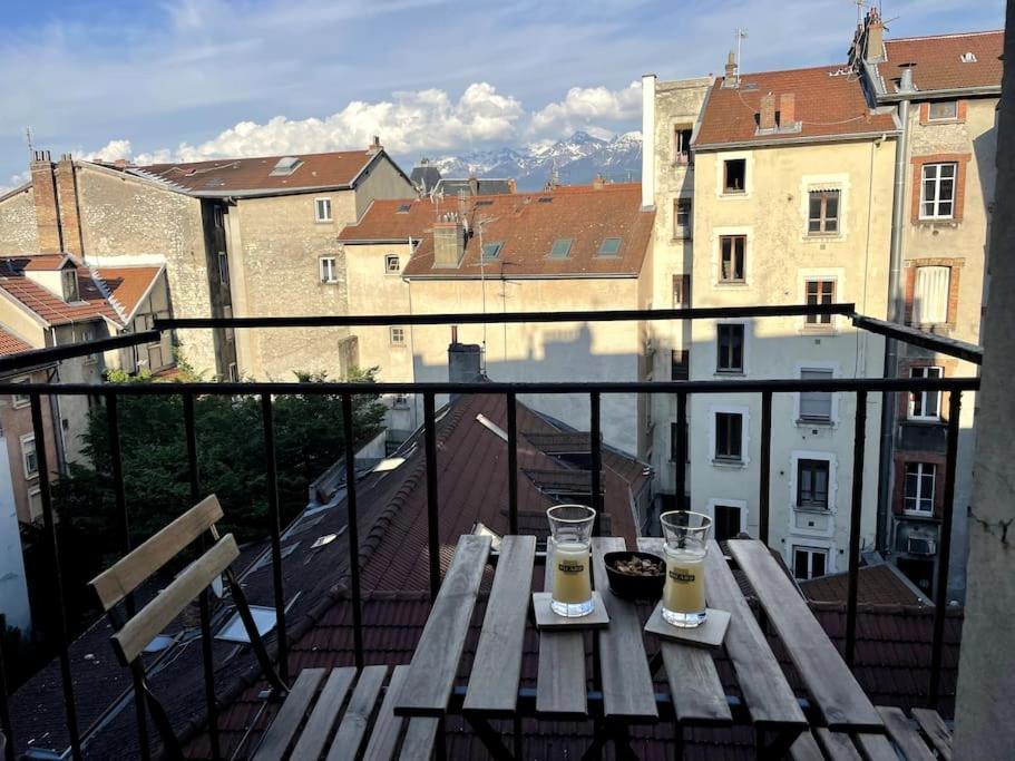 St Bruno - Studio Tropiques  Grenoble Exterior foto